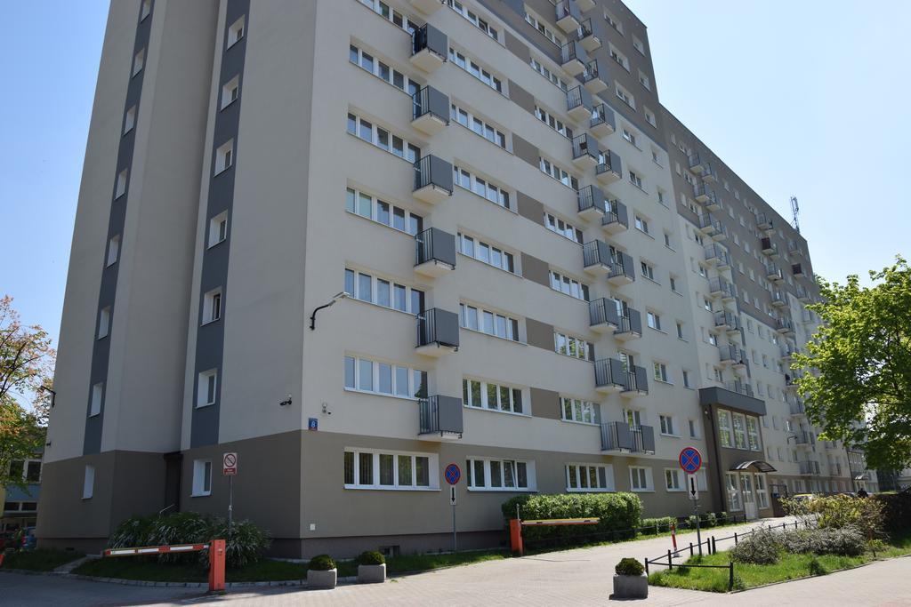 Pokoje Goscinne O-Es-Ha Warsaw Exterior photo